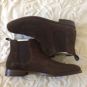 Bloomingdales men’s store chocolate suede boots